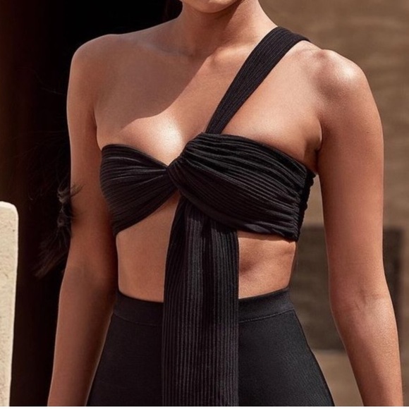 House of CB Marnelle Black Crop Top - Picture 1 of 9